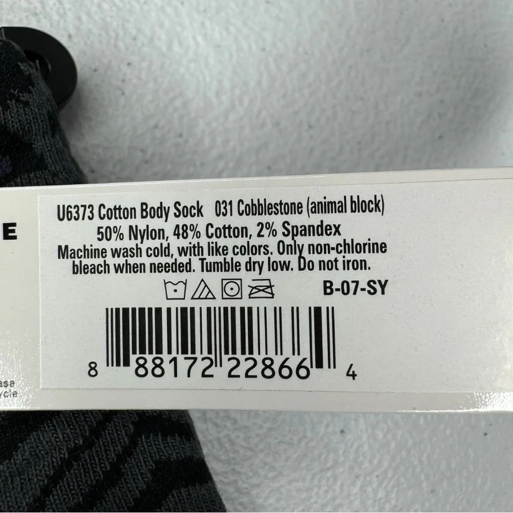 HUE Womens Gray Black Leopard Print Cotton Body Sock‎ One Size 2 Pairs NWT